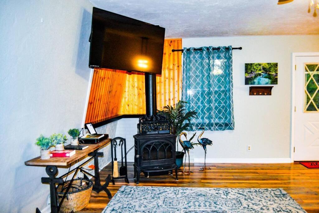 Huck'S Hideaway Near The Santa Fe River Fort White المظهر الخارجي الصورة